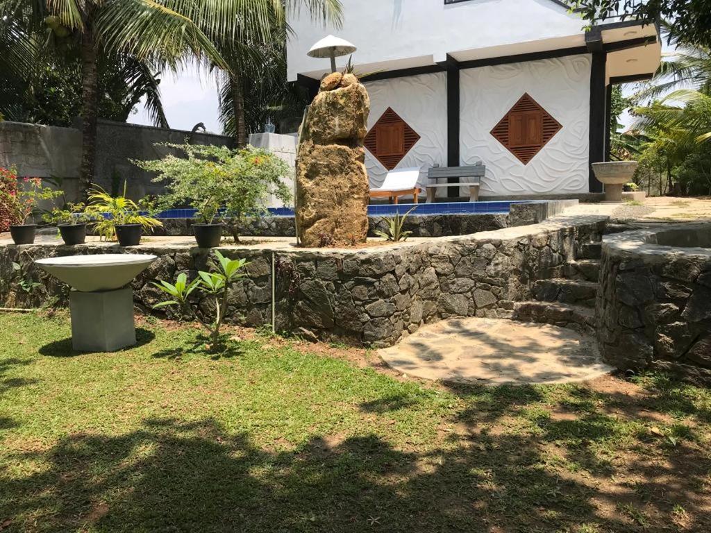 אונה ואטונה Peaceful Green Villa מראה חיצוני תמונה