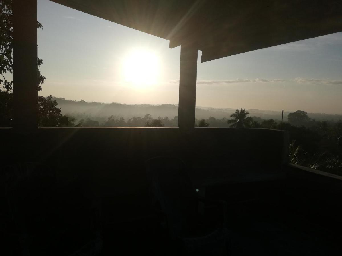 אונה ואטונה Peaceful Green Villa מראה חיצוני תמונה