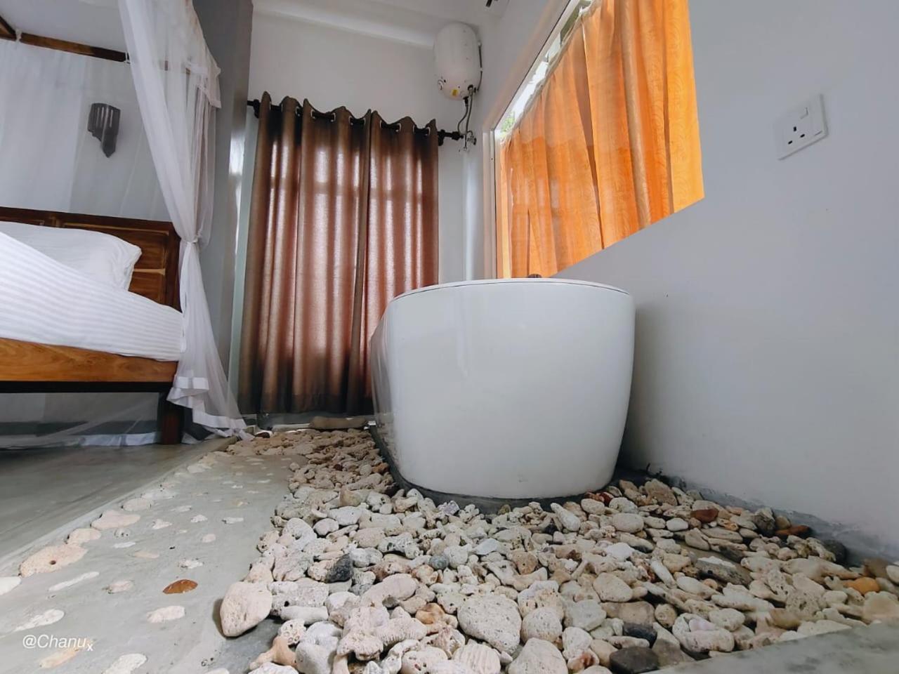אונה ואטונה Peaceful Green Villa מראה חיצוני תמונה