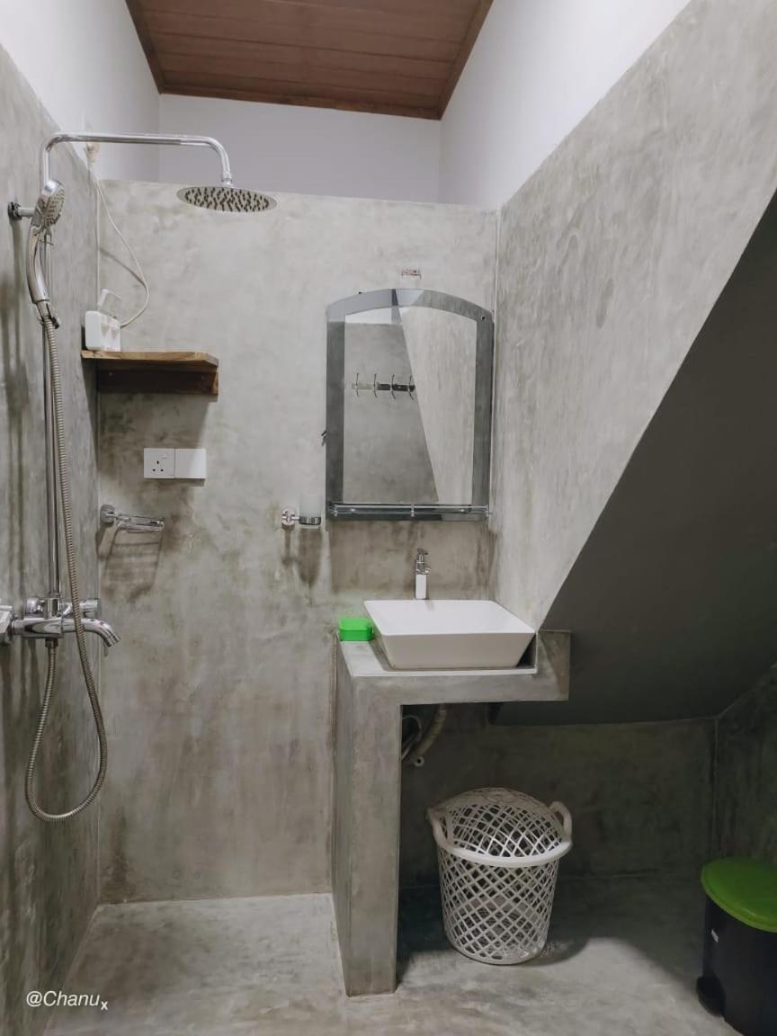 אונה ואטונה Peaceful Green Villa מראה חיצוני תמונה